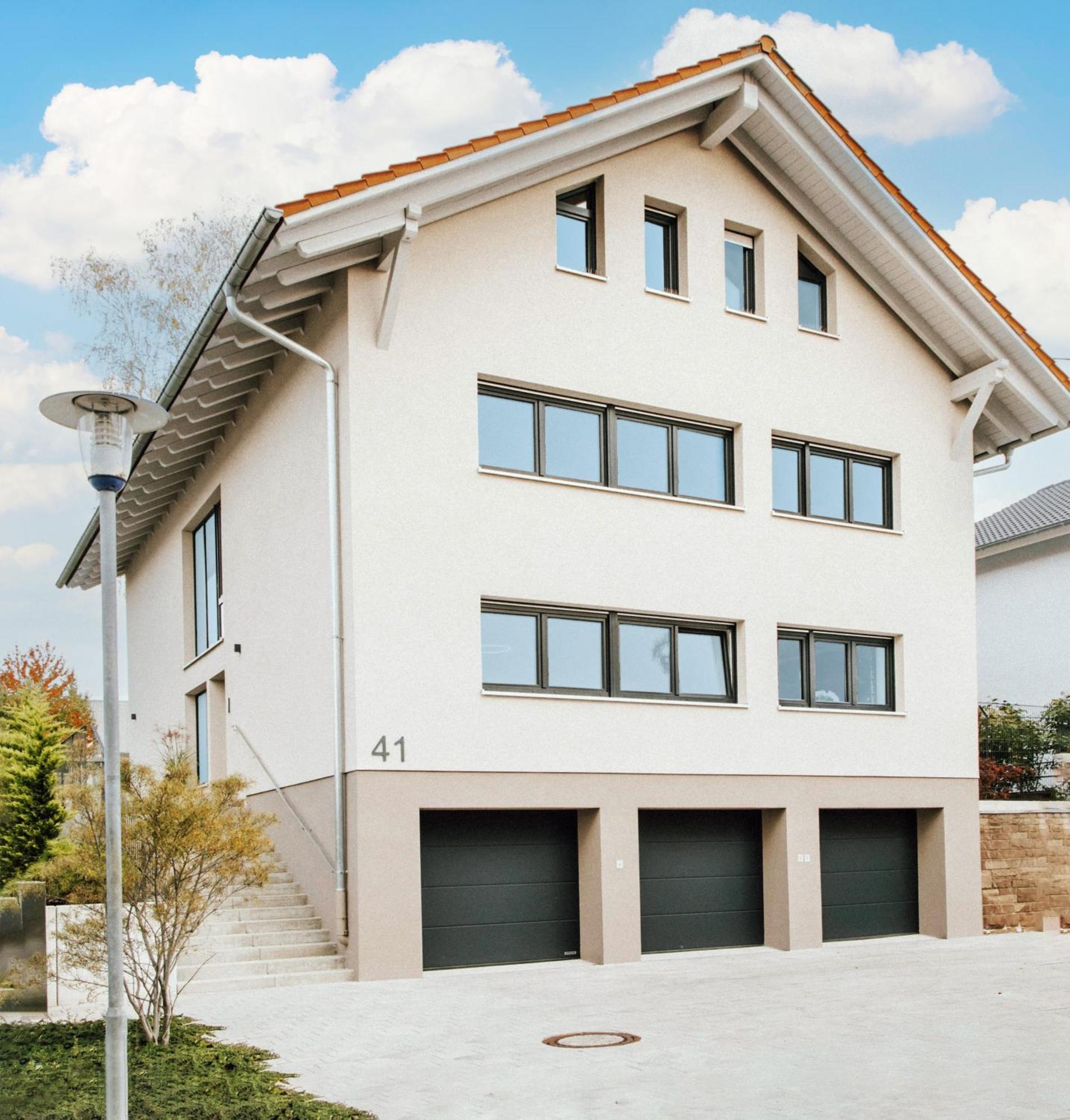 Apartment Blumenraum 2 *